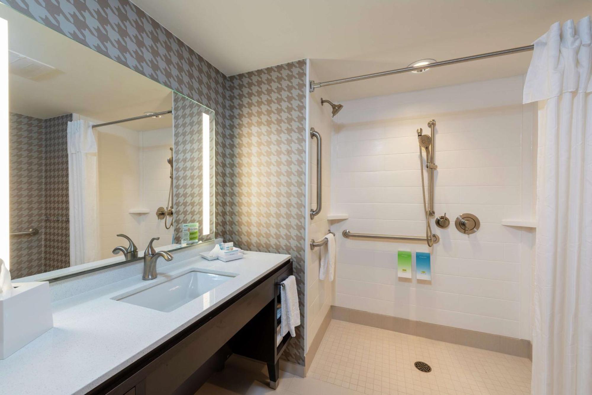 Hotel Home2 By Hilton Appleton, Wi 3*
